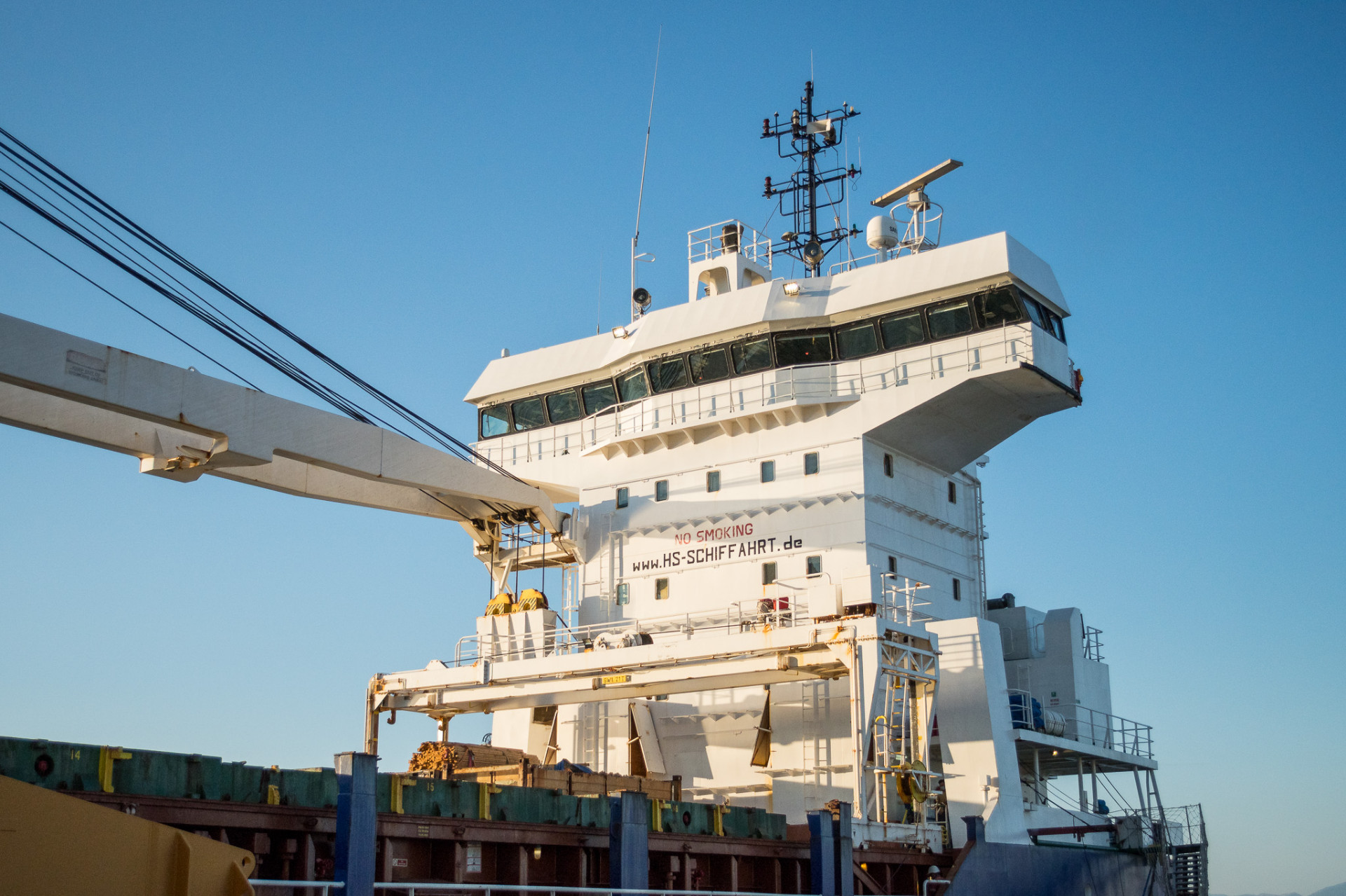 Ship bridge and superstructure